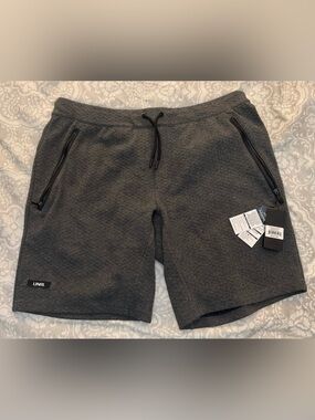 UNRL Elevation Shorts - NWT XL Charcoal